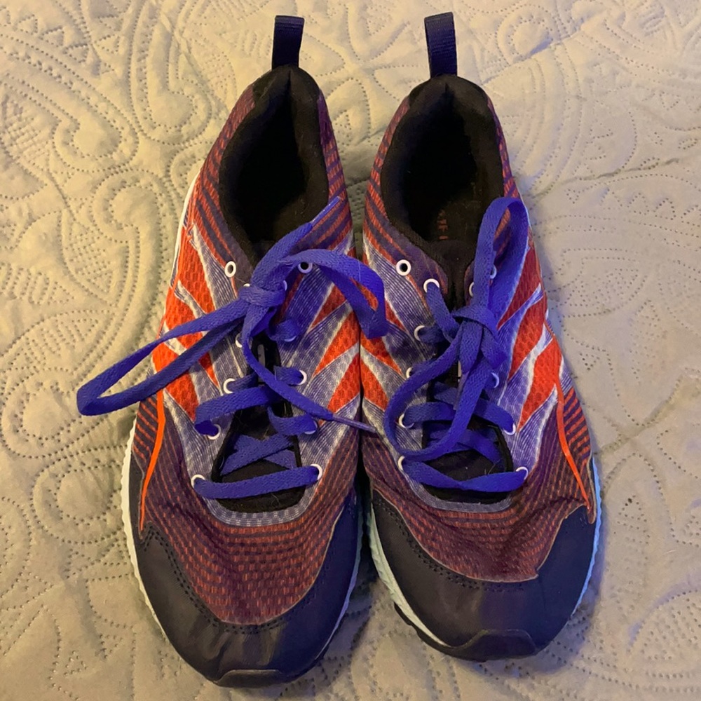 Merrell shoes size 10Womens